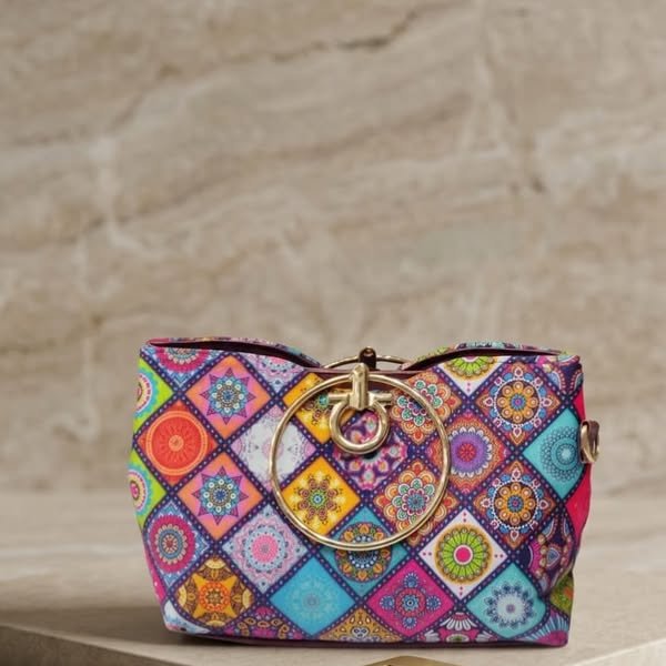 Kaleidoscope Mandala Mosaic Ring-Handle Clutch Bag with Gold Metal Loop